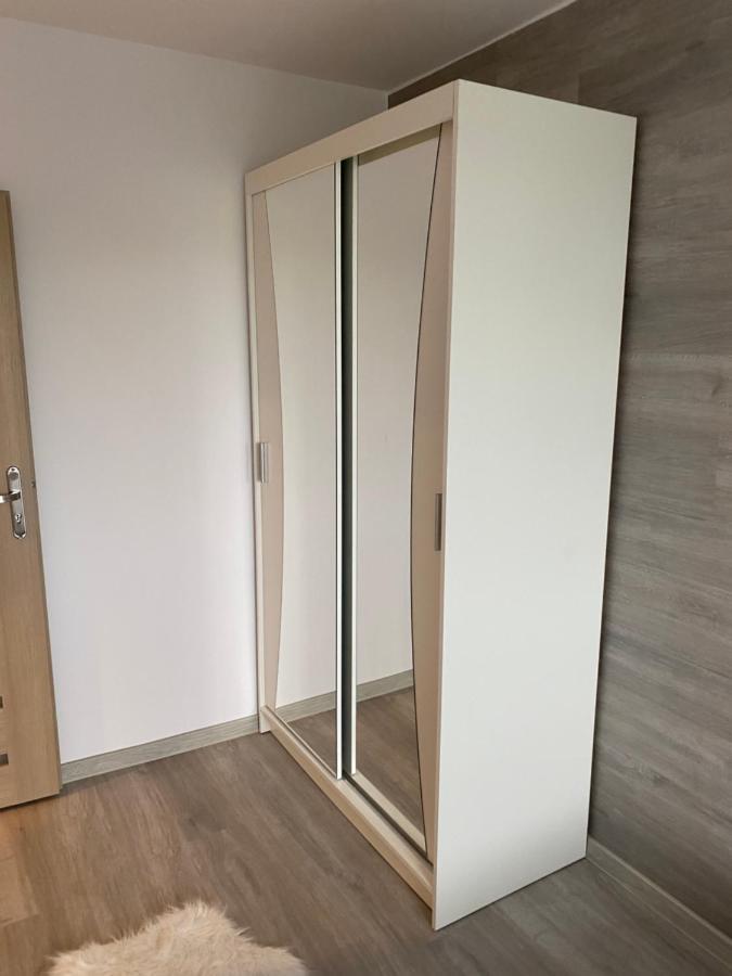 Przytulne Mieszkanie 2 Pokojowe Leszno  Luaran gambar
