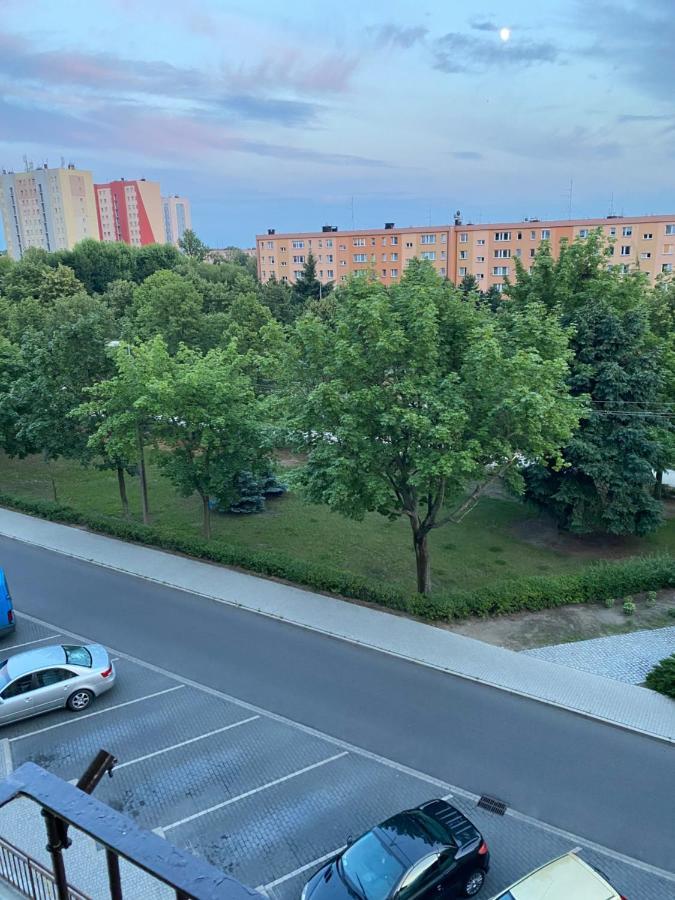 Przytulne Mieszkanie 2 Pokojowe Leszno  Luaran gambar